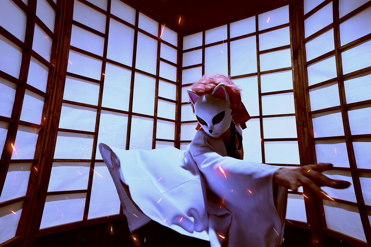 Косплей на Сабито из аниме "Клинок, рассекающий демонов"